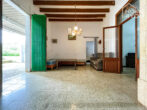 Idyllisches mallorquines Stadthaus mit Ausbaureserve, 240 qm, 3 SZ, 1Bad, Garage, Brunnen, Innenhof - Wohnzimmer2