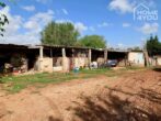 Idylle pur: Finca 100 qm, Pool, Solar, Brunnen und Nebengebäude auf 21.000 qm Area mit Steinmauern. - Details