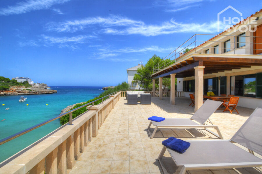 LUXUS-Pool-Villa Traumlage am Meer mit Privatzugang, 370 qm, 6 SZ, 5 Bäder, Zentralhzg., Glas-Pool, 07670 Portocolom (Spanien), Villa