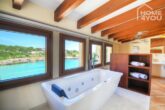 LUXUS-Pool-Villa Traumlage am Meer mit Privatzugang, 370 qm, 6 SZ, 5 Bäder, Zentralhzg., Glas-Pool - Ausblick von Suite