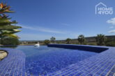 Luxus-Finca in Top-Lage, 260 qm, 3 SZ, Infinity-Pool, 33.000 qm Grund, Caports unweit Traumstrand. - Details