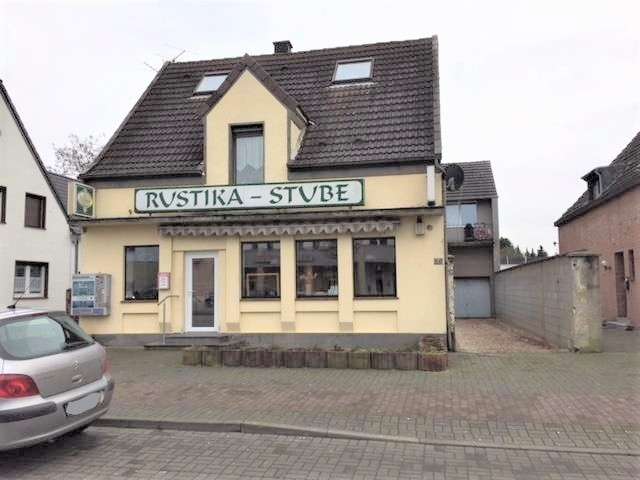 RESERVIERT!! 5 Wohngen 2 Garagen 1 Imbiss & Stellplätze ergibt Jahresmiete ca 28500€ kein Leerstand, 41849 Wassenberg, Mehrfamilienhaus