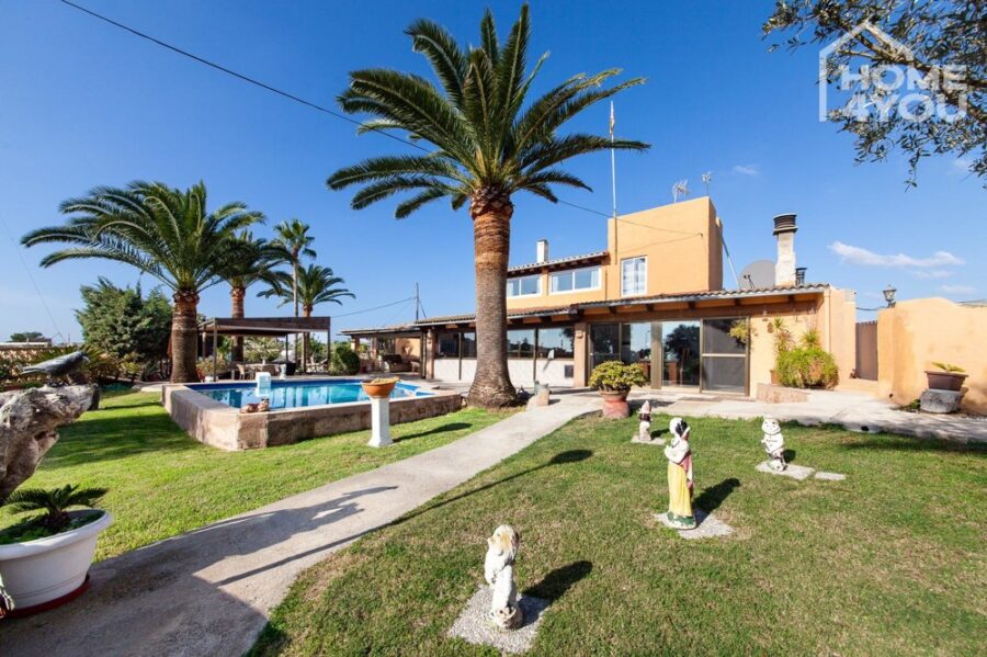 Zentrale Finca mit Vermietlizenz, 6 Betten, 3 SZ, 2 Bäder, 230 qm, Pool, Meerblick, Nebengebäude, 07638 Colonia Sant Jordi (Spanien), Einfamilienhaus