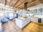 Preissensation: Hochwertige Luxusfinca, Vermietlizenz, 250 qm, 3 SZ, 2 Bad, Pool, Garage, Strandnähe - Küche