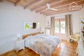 Preissensation: Hochwertige Luxusfinca, Vermietlizenz, 250 qm, 3 SZ, 2 Bad, Pool, Garage, Strandnähe - Schlafzimmer 1