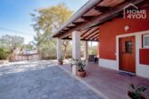 Traumfinca "Villa Can Perla", 220 qm, 5 SZ, 3 Bäder, Pool, ETV, Sauna, Jacuzzi, Golfübungsplätze - Eingangsbereich aussen