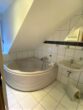 REDUZIERT !! Eigennutzung-Renditeimmobilie 1-3 Wohnungen +2 Gewerbeeinheiten (zusätzlicher Wohnraum) - Badezimmer mit Whirlpool