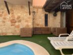 Leben und Arbeiten in perfekter Harmonie: hochwertiges Chalet, 300 qm, 3 SZ , Pool und Vermietlizenz - Details