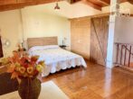 Leben und Arbeiten in perfekter Harmonie: hochwertiges Chalet, 300 qm, 3 SZ , Pool und Vermietlizenz - Obergeschoss