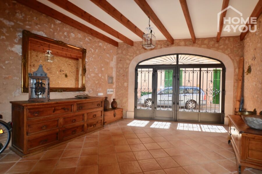 Top saniertes Stadthaus, 450 qm, Terrassen, Garten, Innenhof, Heizung, Klima, Gäste-Appartement, 07630 Campos (Spanien), Stadthaus