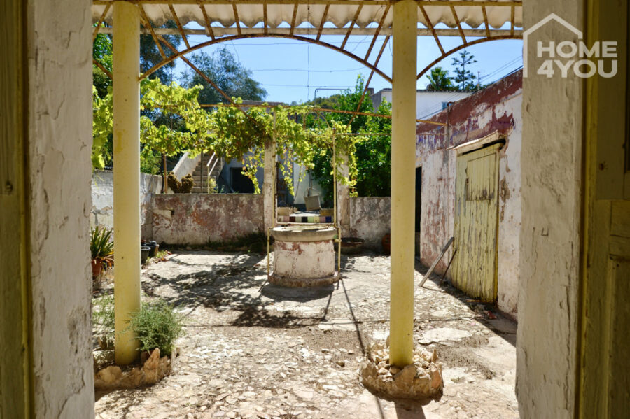 Einzigartiges Ambiente & mediterraner Charme, 125 qm, 3 SZ, Innenhof, Garten, Dachterrasse, Garage, 07200 Felanitx (Spanien), Stadthaus